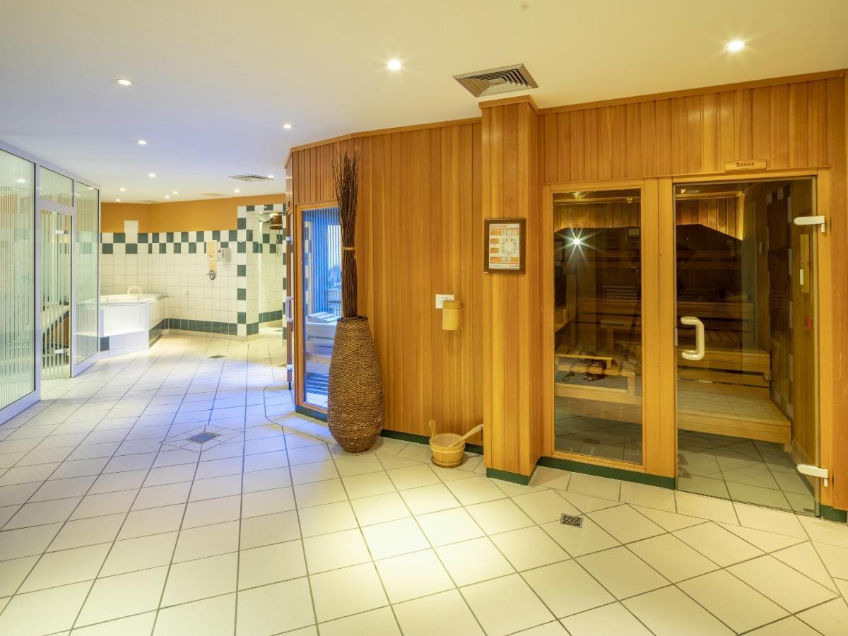 נורדורף Hotel Huettmann מראה חיצוני תמונה