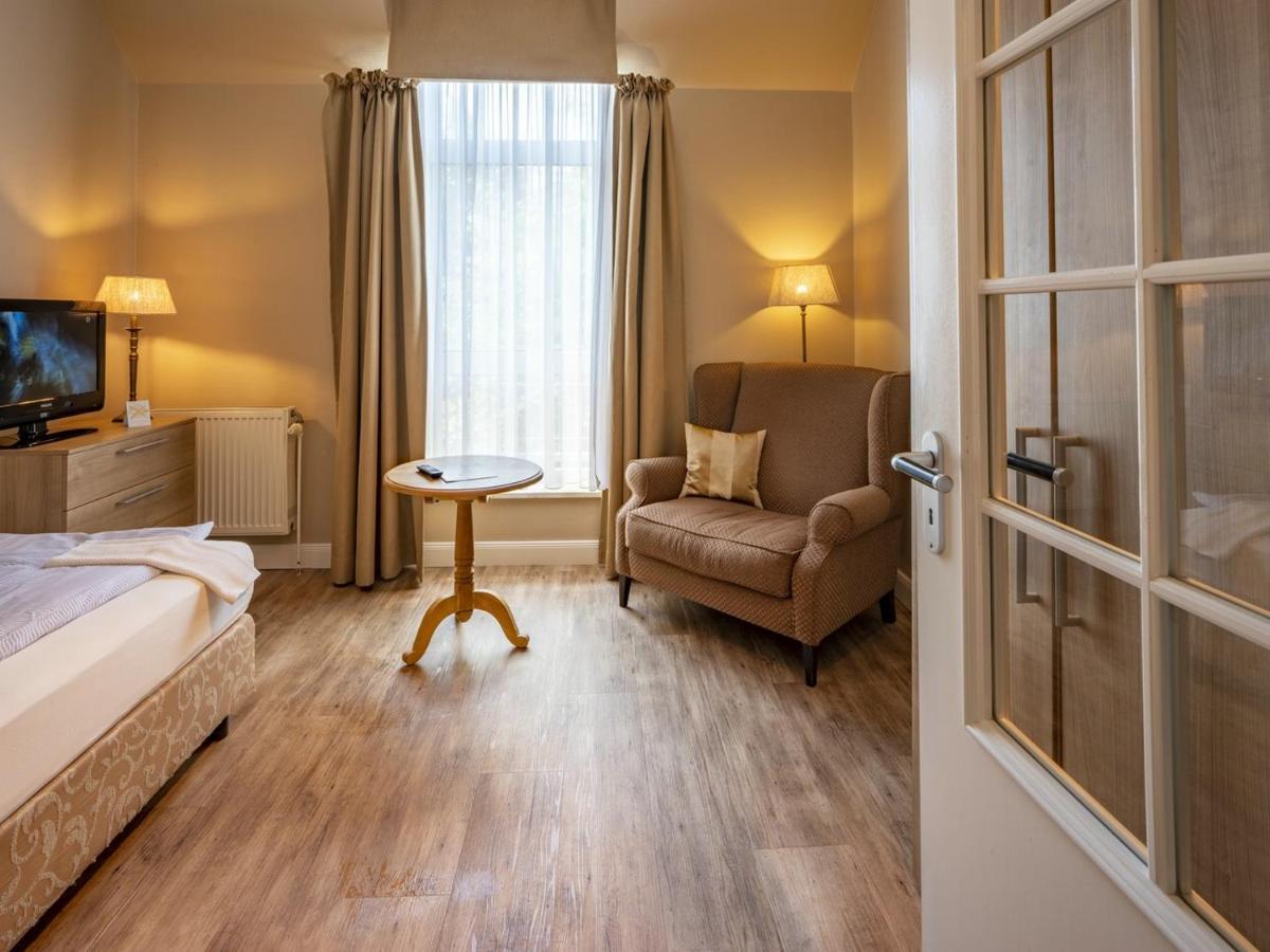 נורדורף Hotel Huettmann מראה חיצוני תמונה