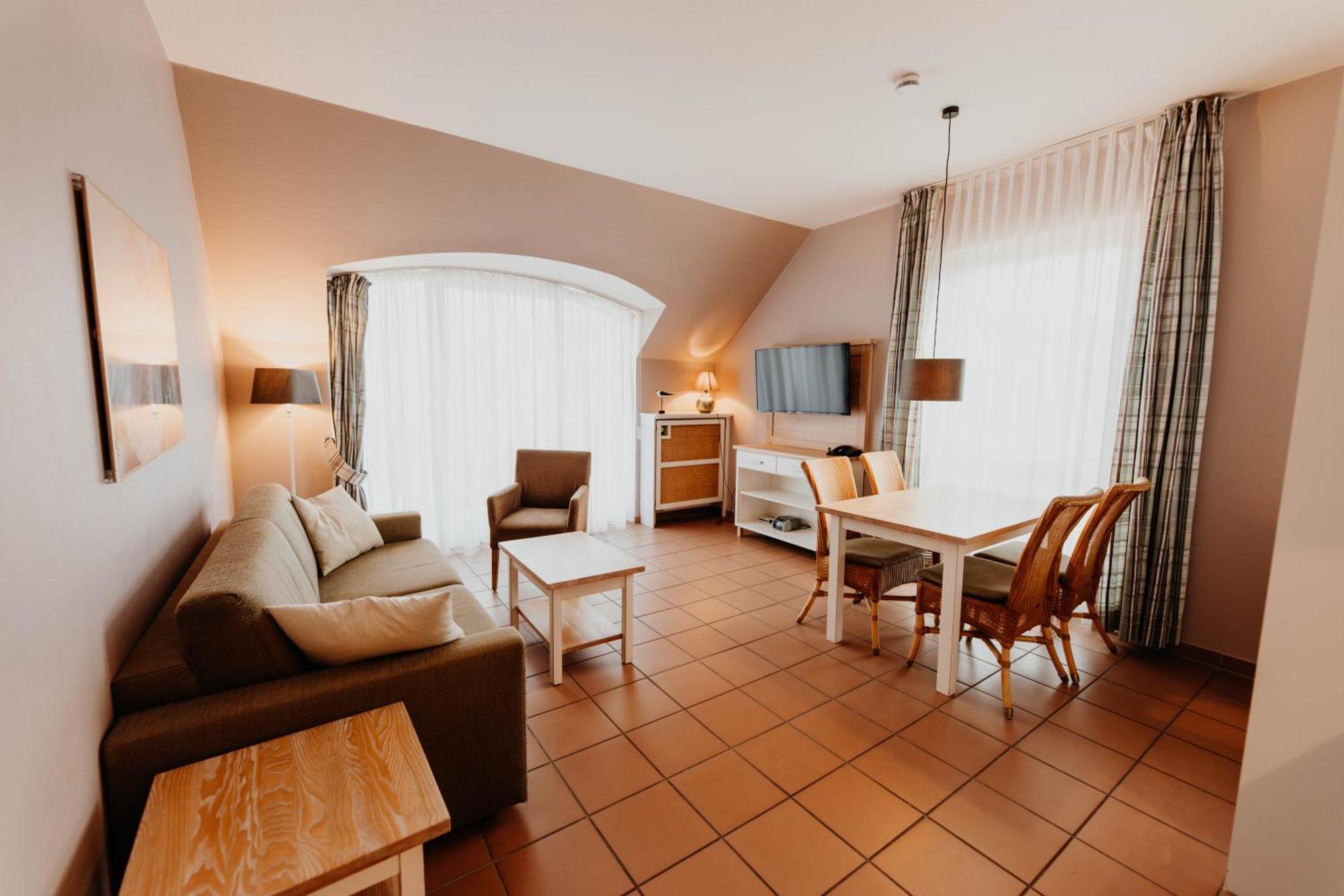 נורדורף Hotel Huettmann מראה חיצוני תמונה
